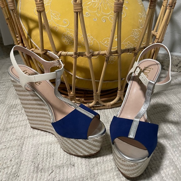 Idore shoes silver and royal blue size 8 - Picture 2 of 5